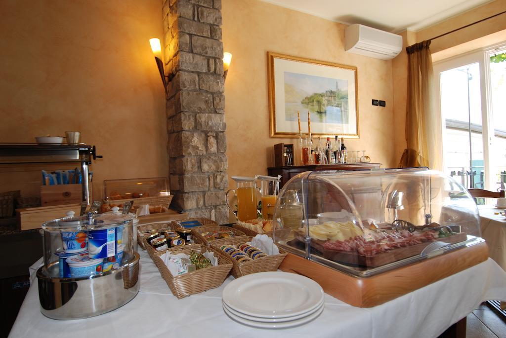 Albergo Ristorante Montebaldo Limone sul Garda Exterior foto